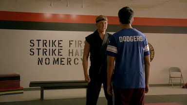 Cobra Kai 1x2